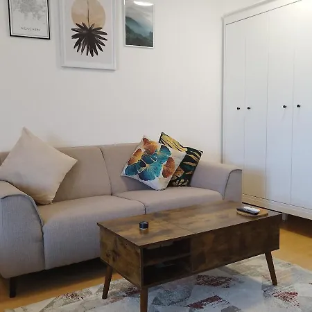 公寓 Beautiful Cozy Flat In